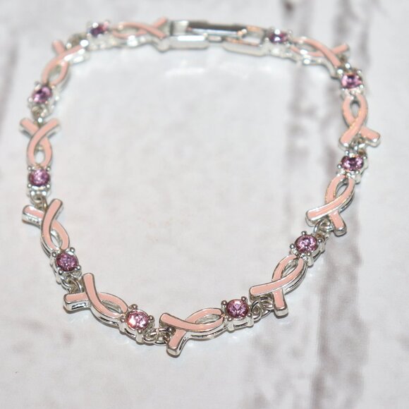 Beautiful silver AVON Breast Cancer awareness bracelet 7.25" - Picture 1 of 5